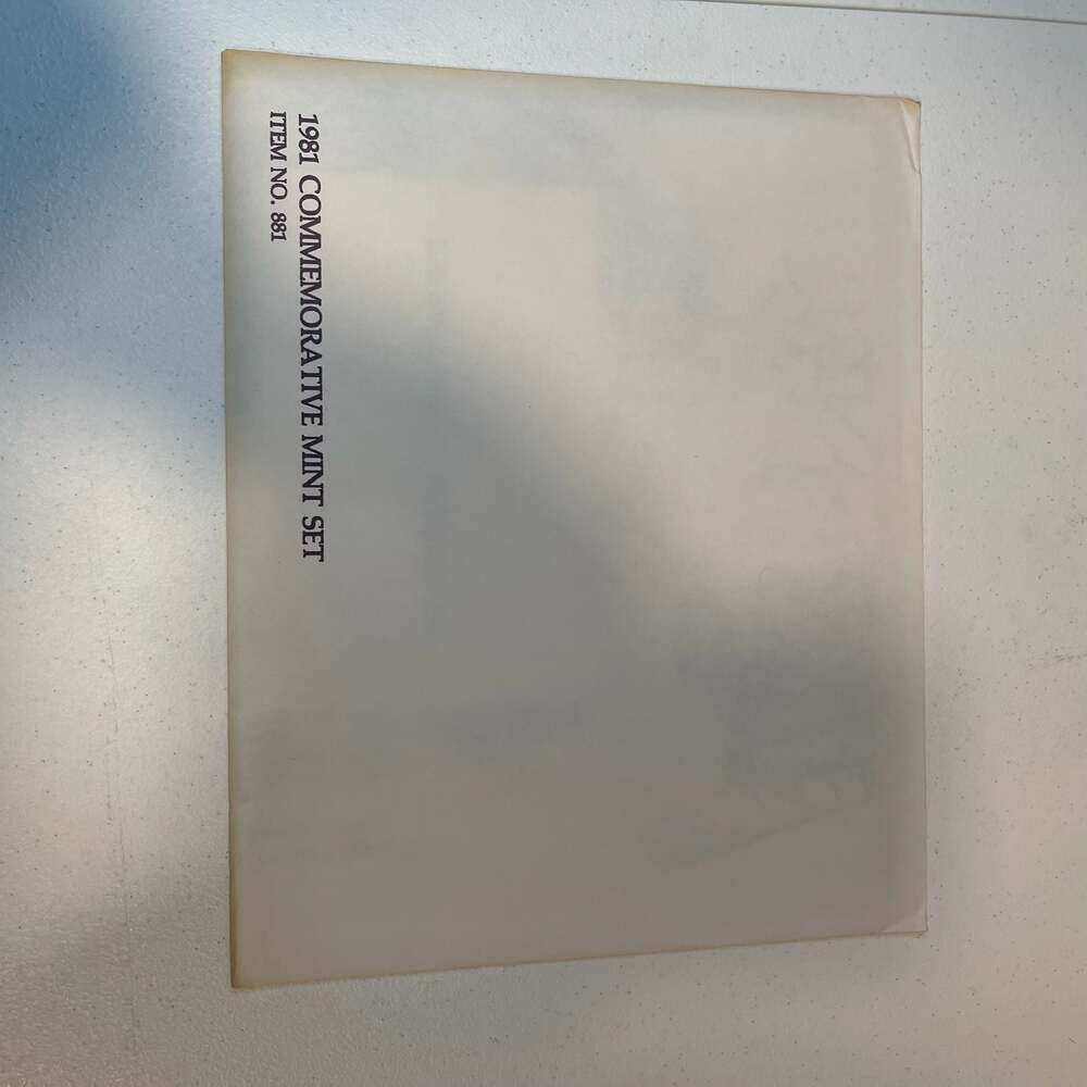 1981 USPS Commemorative Mint‎ Set of Stamps and Folder Item No. 881